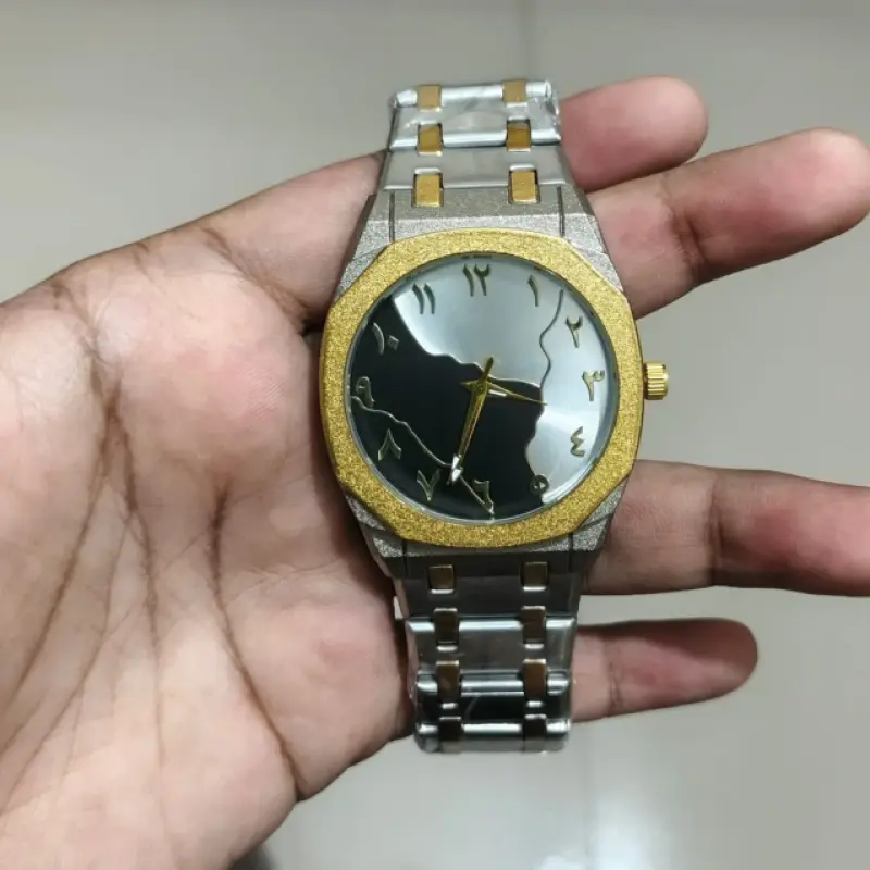 Arabic Chain Watch Toton ar Dial Black Or White Colour watch for Man এক পিস ব্যাটারি ফ্রি।
